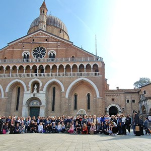 Hodočasnici iz Caritasa Zagrebačke nadbiskupije posjetili Padovu
